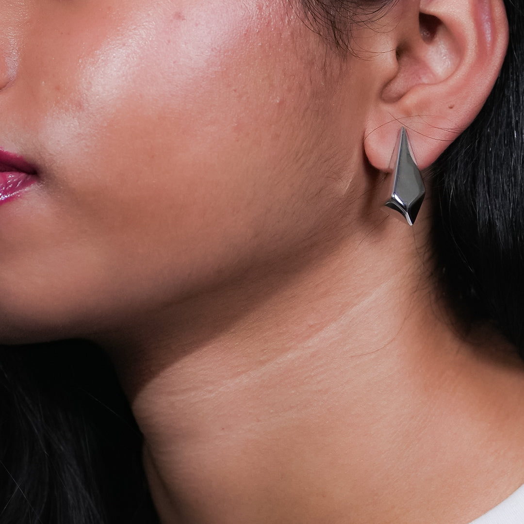 Astra Arrow Stud Earring