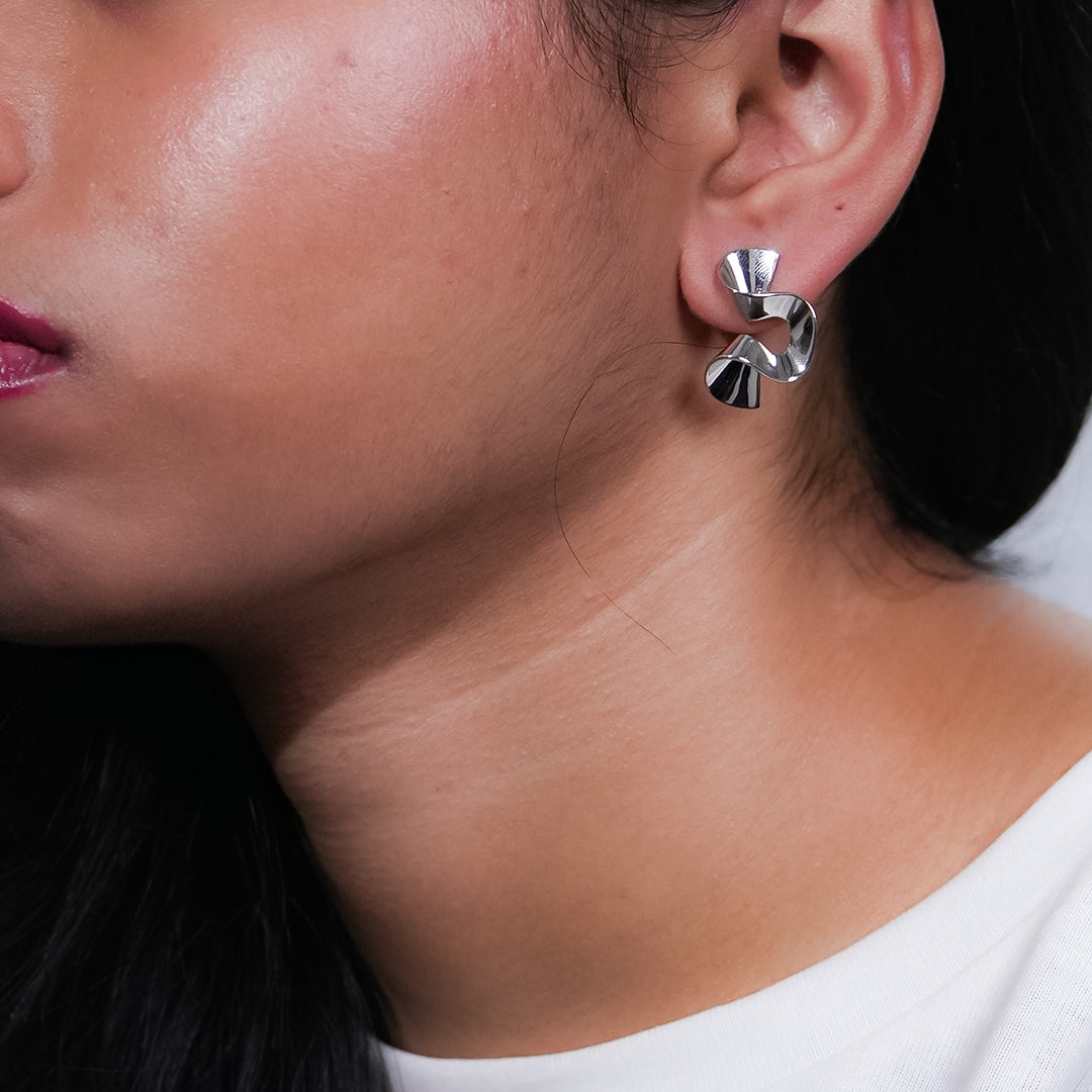 Aurelia Sculpted Studs