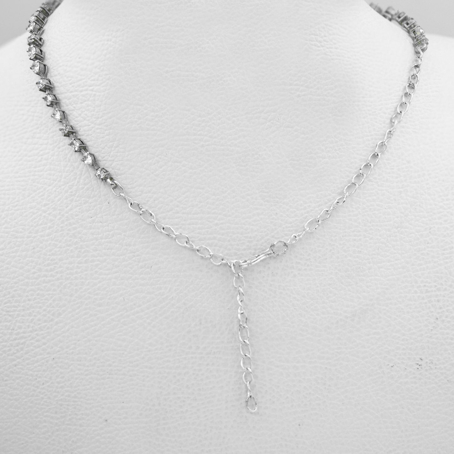 Ragi Emerald Grace Necklace