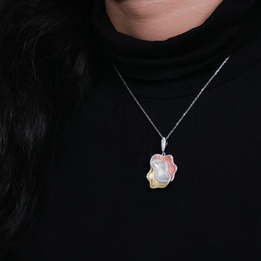Triveni Aura Pendant