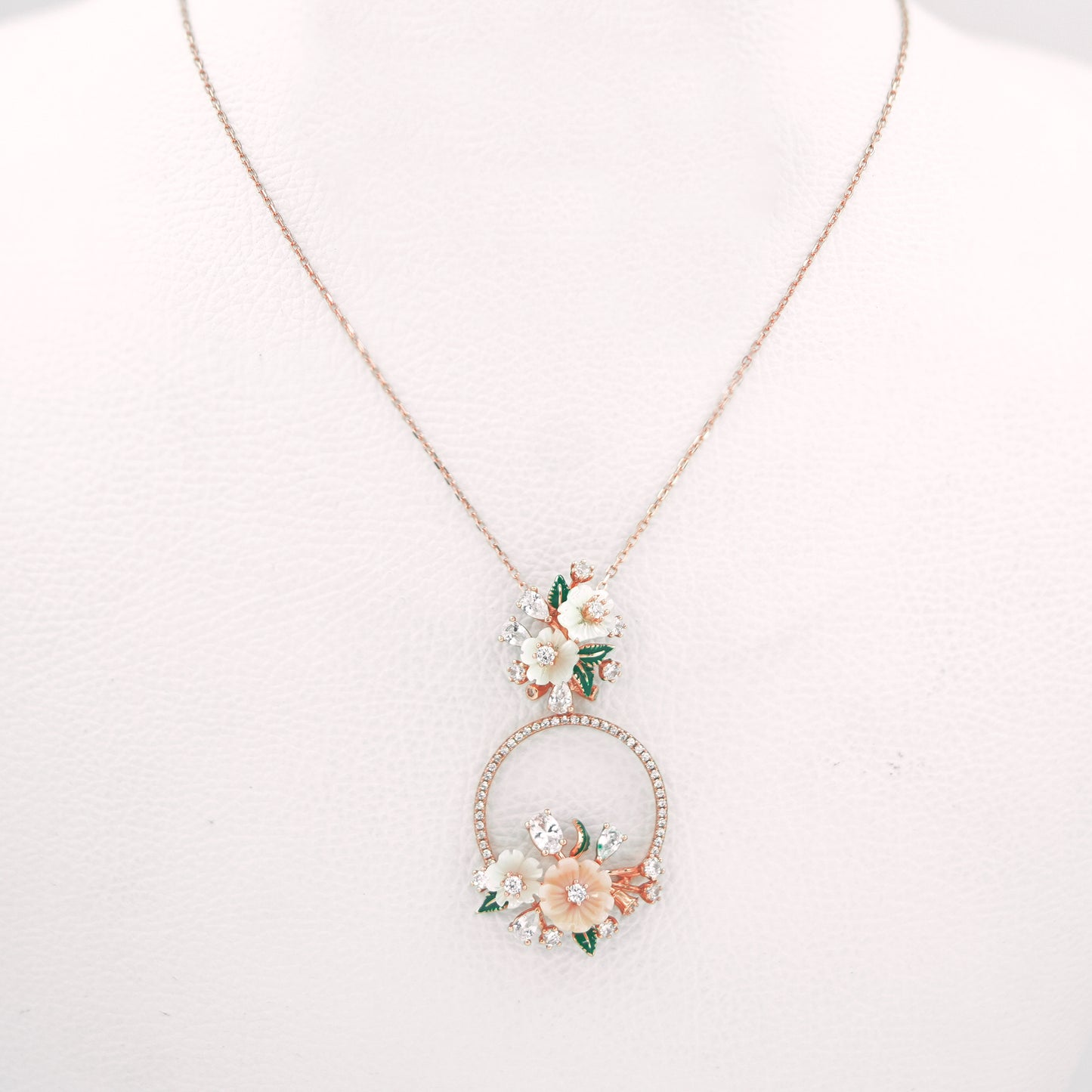 Virelle Bloom Pendant